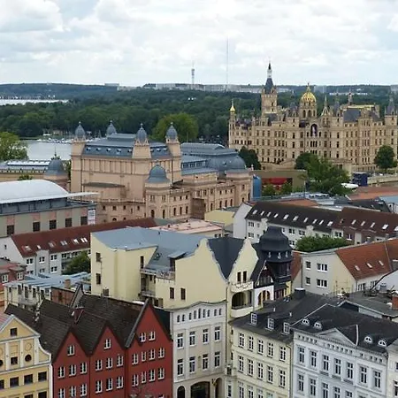 Familienappartement In Zentrum Schwerin  Exterior photo