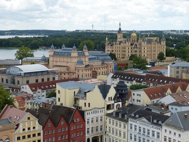 Apartment Familienappartement In Zentrum Schwerin (Mecklenburg-Vorpommern)